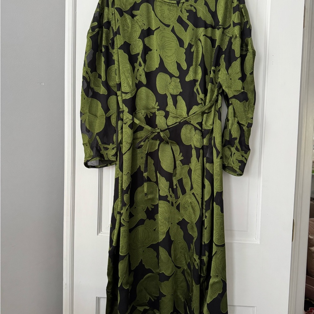 Elegant Green Floral Dress